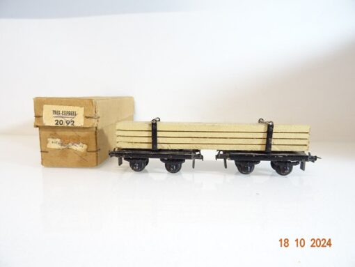 Trix Express H0 Drehschemelwagen mit Holzladung in EVP PR3334