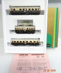 Trix H0 22491 Elektro-Triebzug 3tlg. ET 831 der K.P.E.V. in OVP JL3136