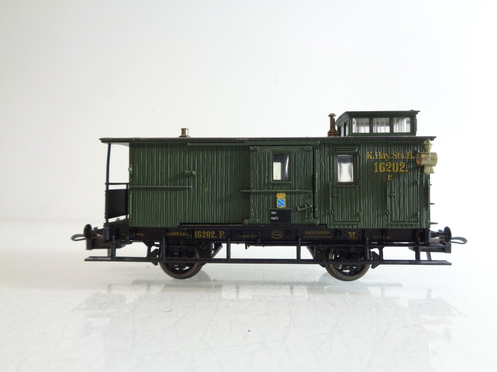 Trix H0 Gepäckwagen mit Schlußlichter der K.Bay.Sts.B. BH1018 o.