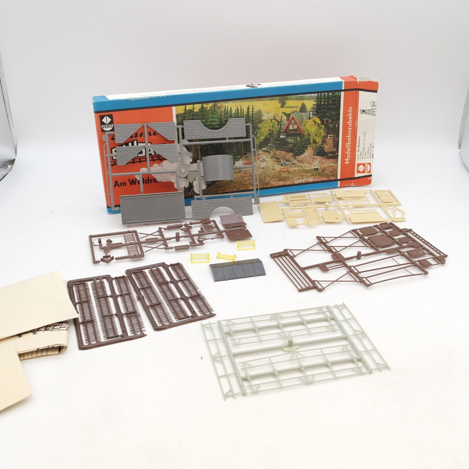 Vero H0 Bausatz am Waldrand in OVP RF2505 – Bild 3