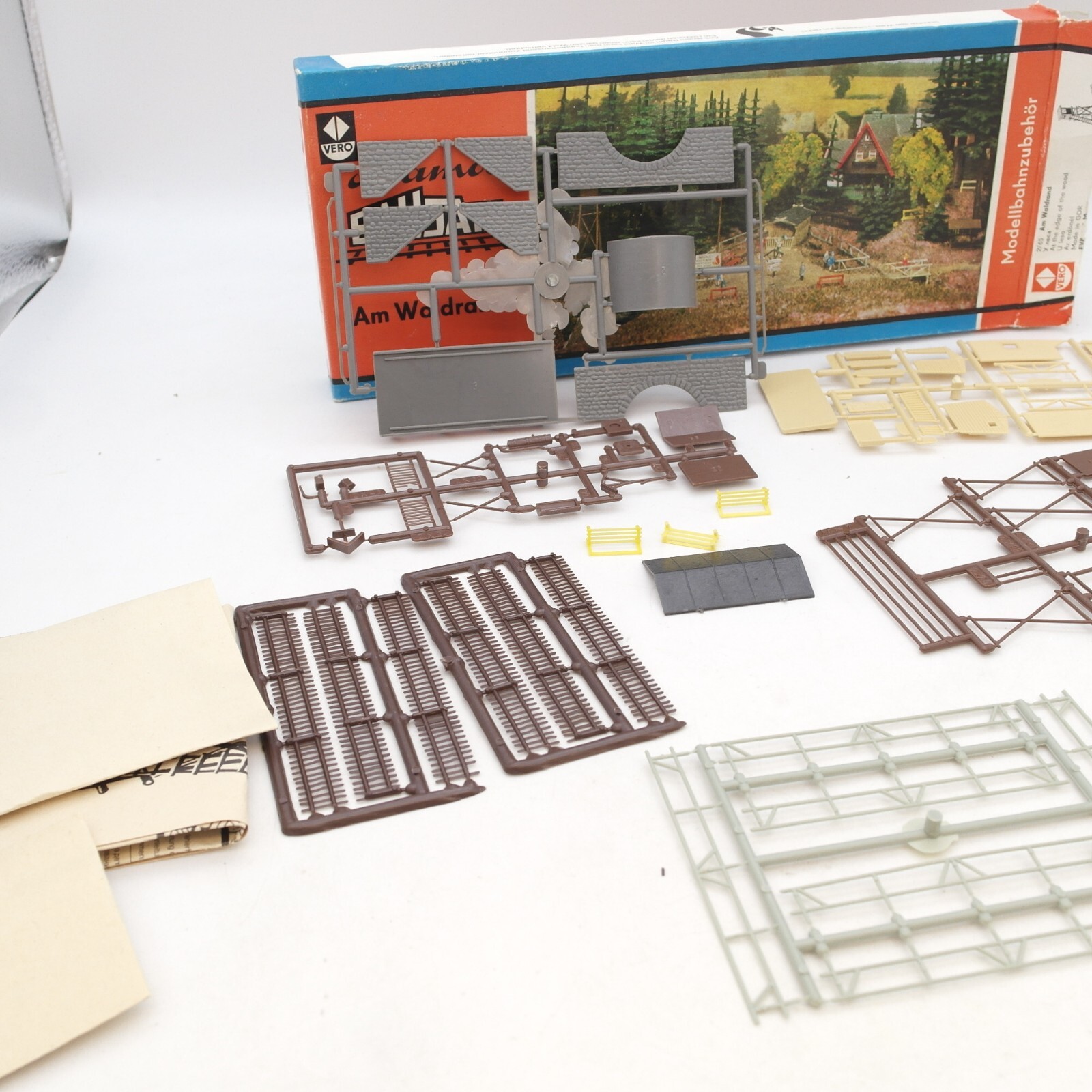 Vero H0 Bausatz am Waldrand in OVP RF2505 – Bild 4