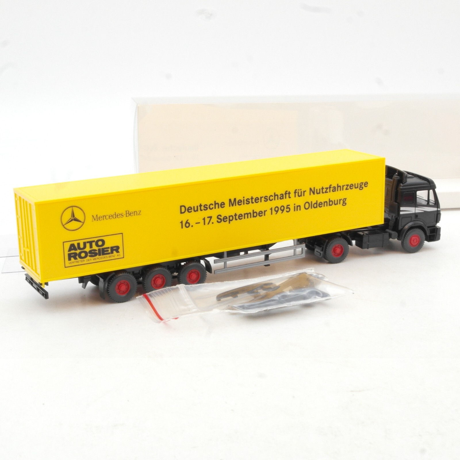 Wiking 1:87 Werbemodell MB Sattelzug Deutsche Meisterschaft 1995 in OVP RG3239 – Bild 3