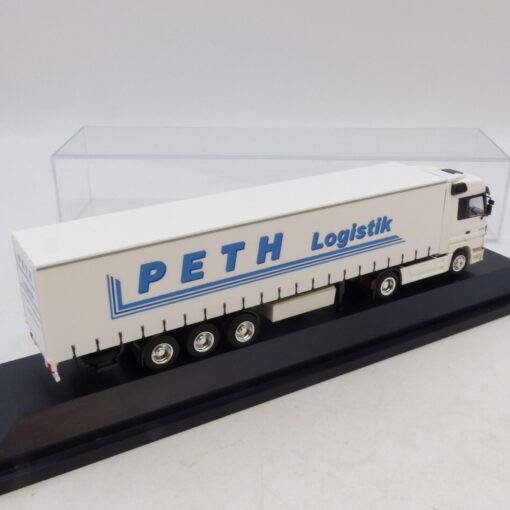 AWM / AMW 1:87 Mercedes Benz Actros Sattelzug Peth Logistik, in PC-Box EB6883 – Bild 3