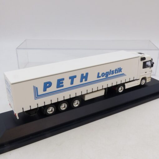 AWM / AMW 1:87 Mercedes Benz Actros Sattelzug Peth Logistik, in PC-Box EB6883 – Bild 3