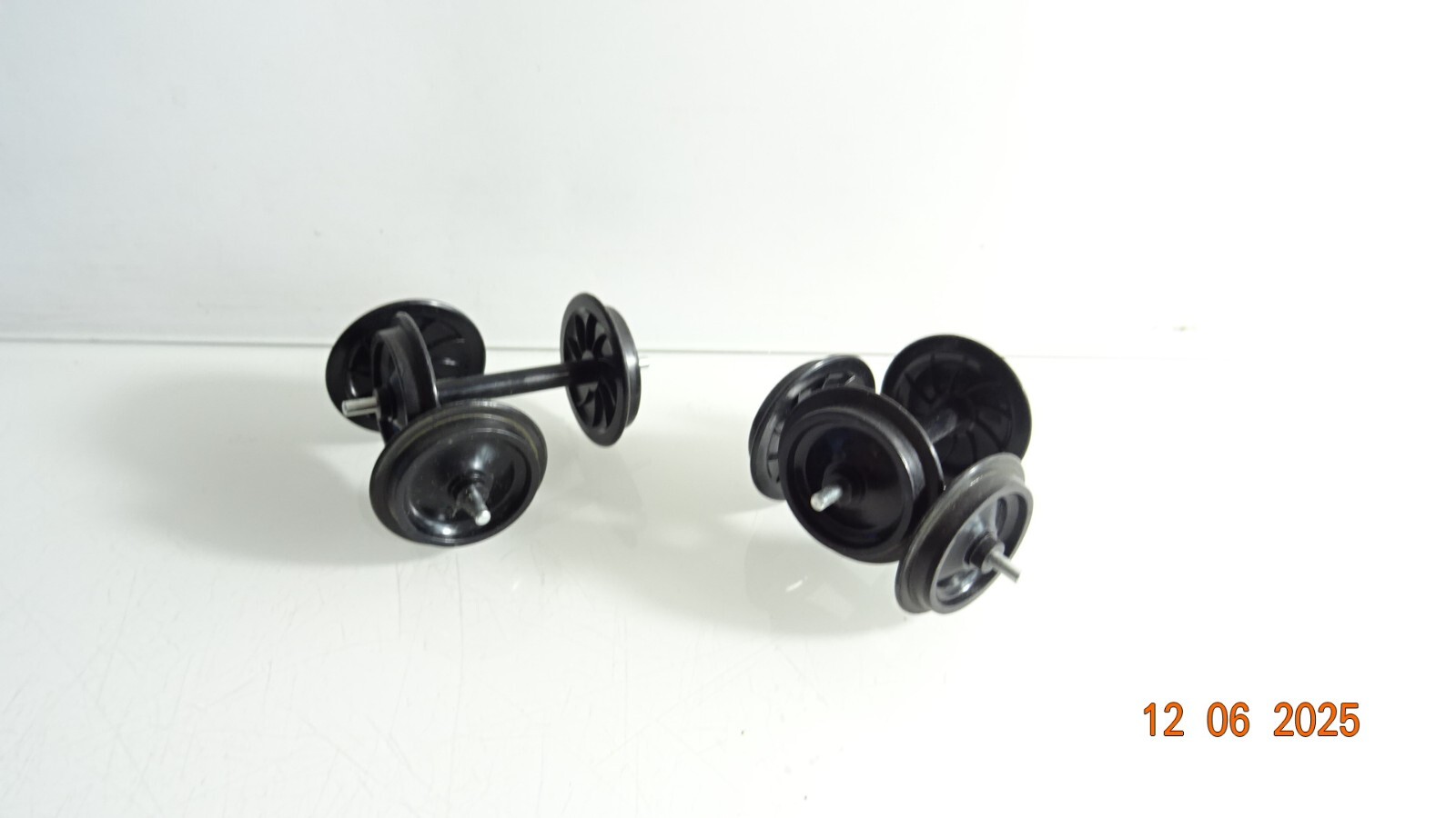 Achsen Spur G Kunststoff-Speichenradsatz 4 Stück siehe Foto CK8791 o. – Bild 3