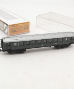 Arnold N 0332 Personenwagen 2. Klasse der DB in OVP RR4394