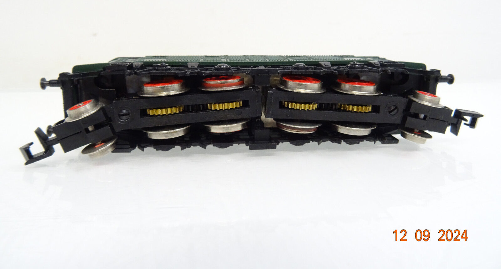 Arnold N 2456 E-Lok BR 117 120-6 der DB in OVP LE5876 – Bild 4