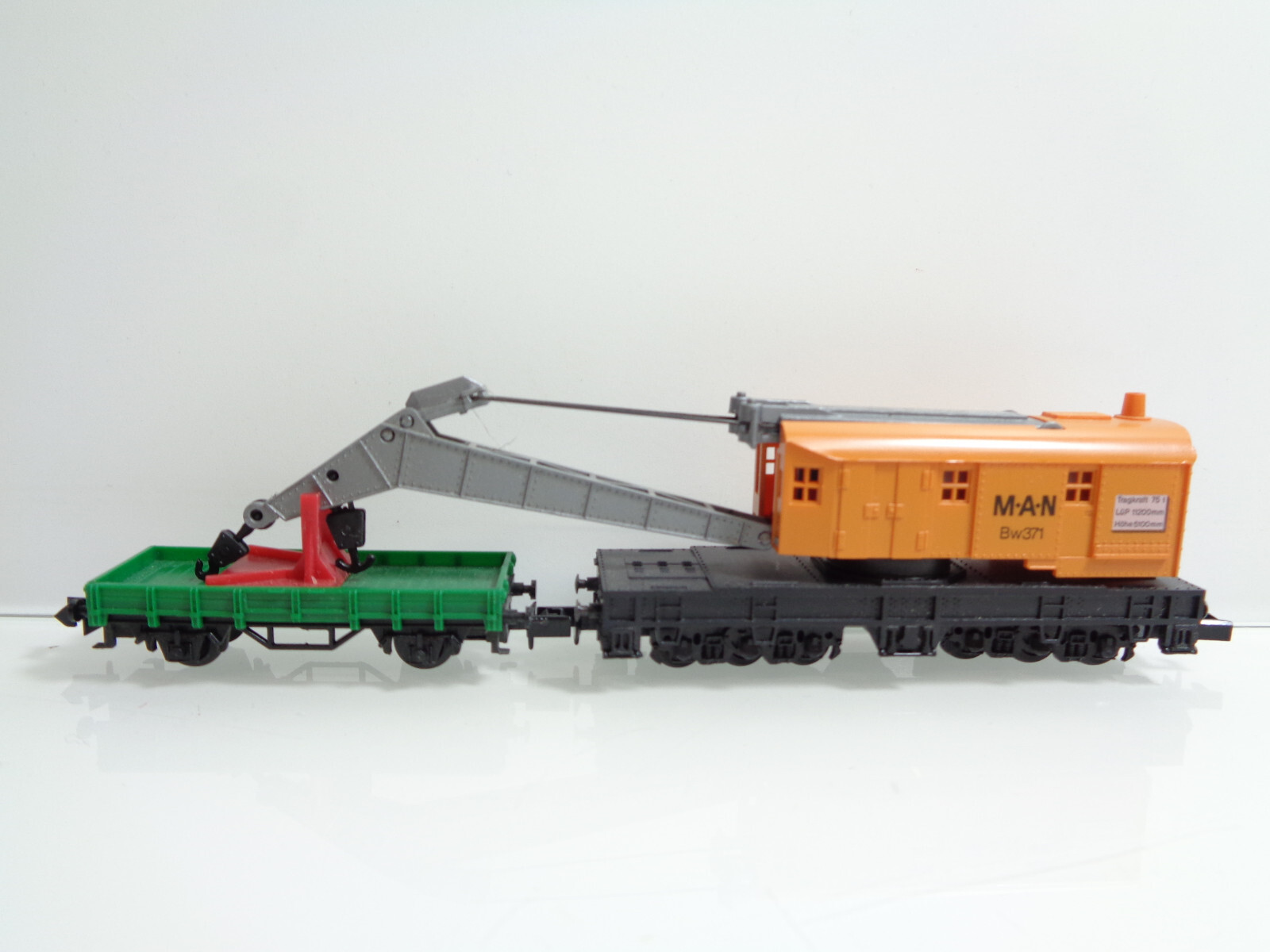 Arnold N 4650 Kranwagen MAN mit Schutzwagen in OVP JD2218 – Bild 3