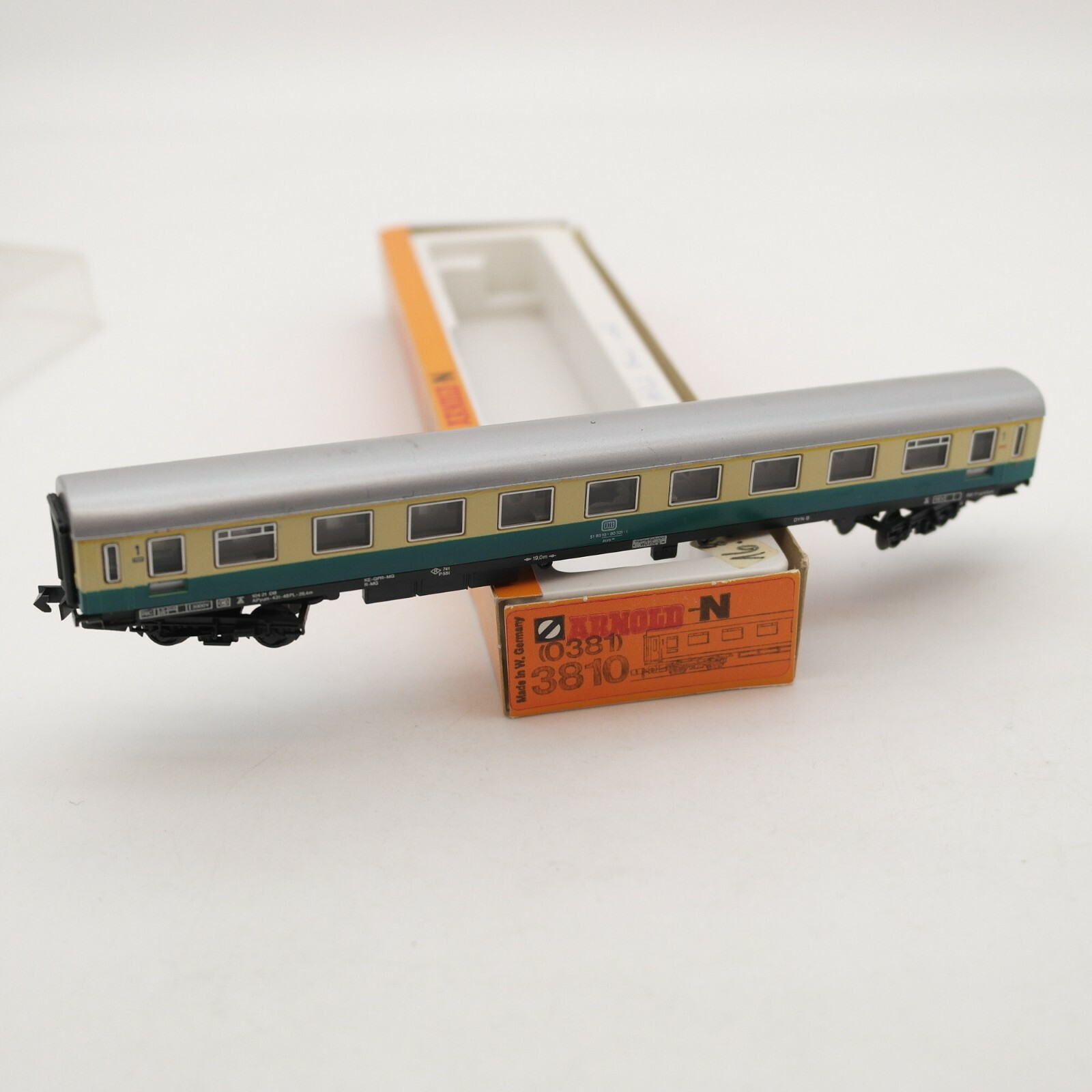 Arnold N 51 80 10-80 321-1 Personenwagen 1. Klasse der DB in EVP RI4992