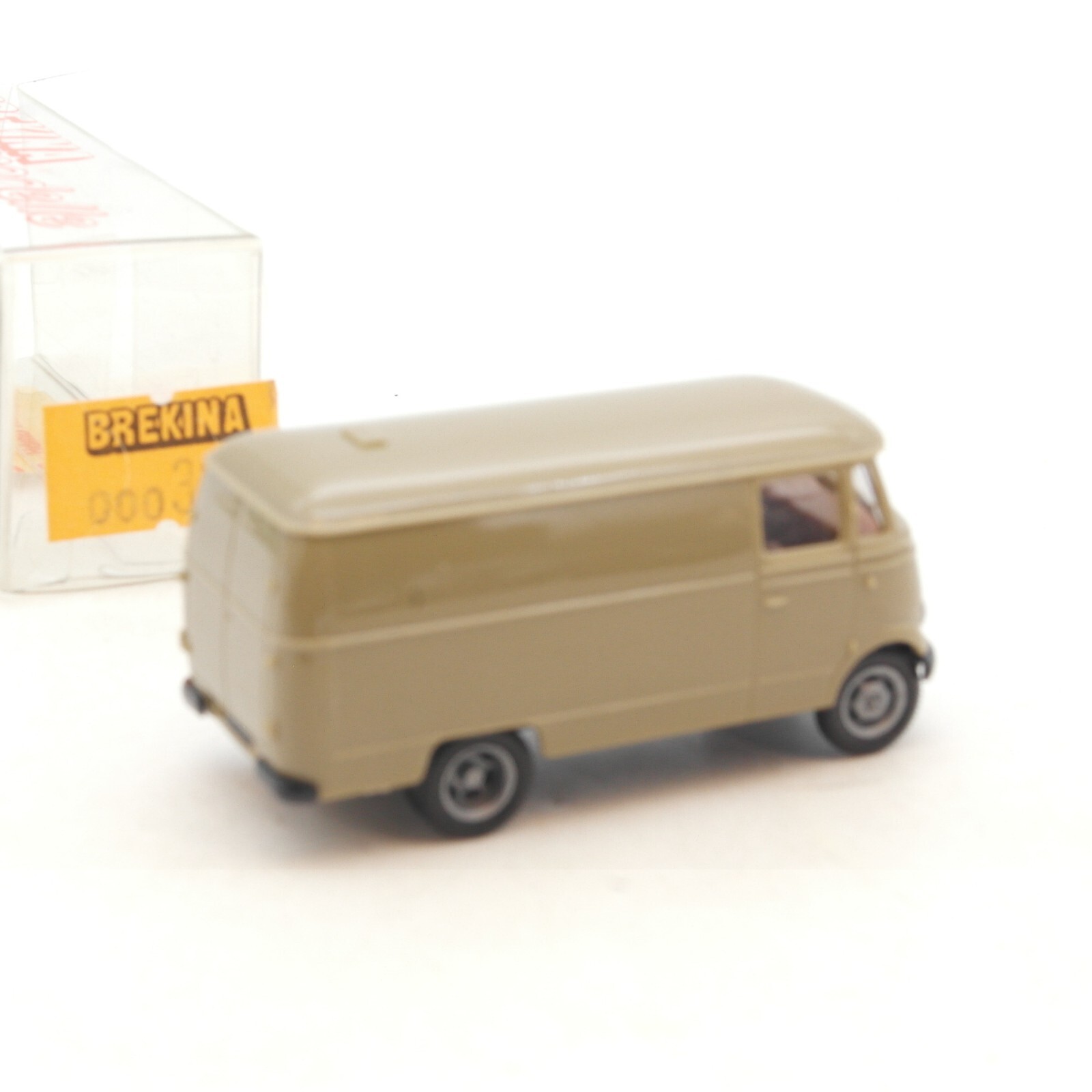 Brekina 1:87 3600 Mercedes-Benz L319 Kasten in OVP RG138 – Bild 3