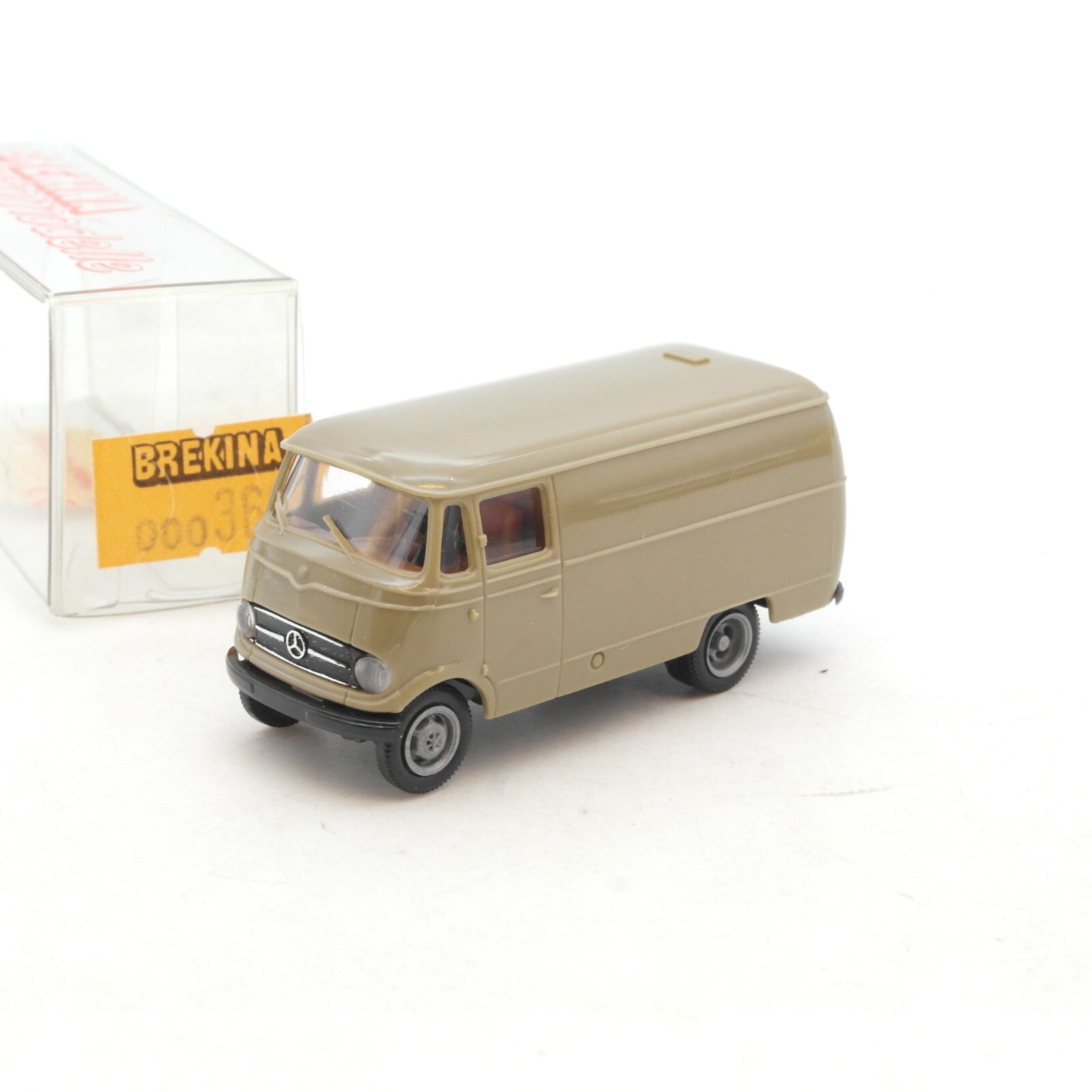 Brekina 1:87 3600 Mercedes-Benz L319 Kasten in OVP RG138