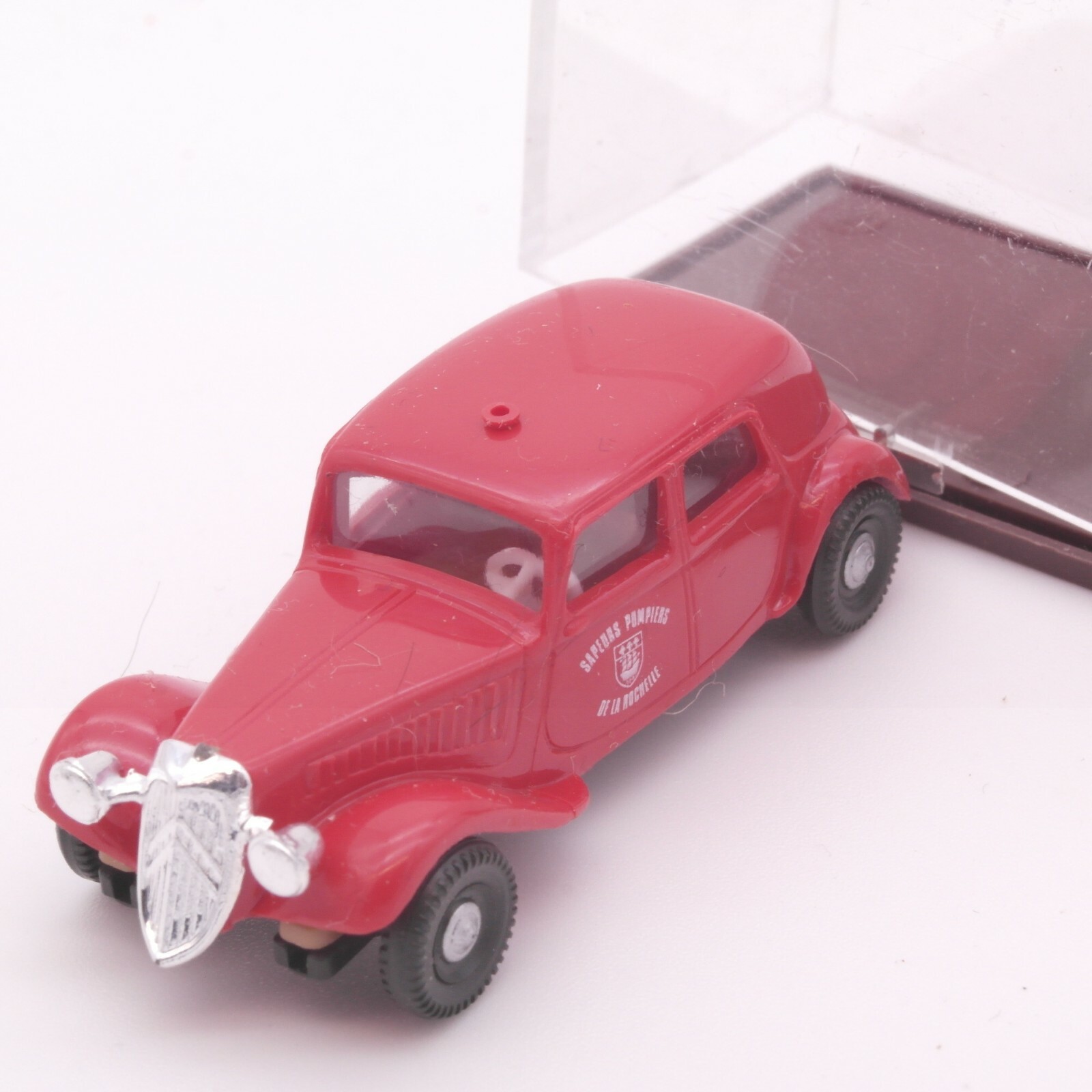 Brekina 1:87 Citroen Feuerwehr Sapeurs Pompier in OVP RT987