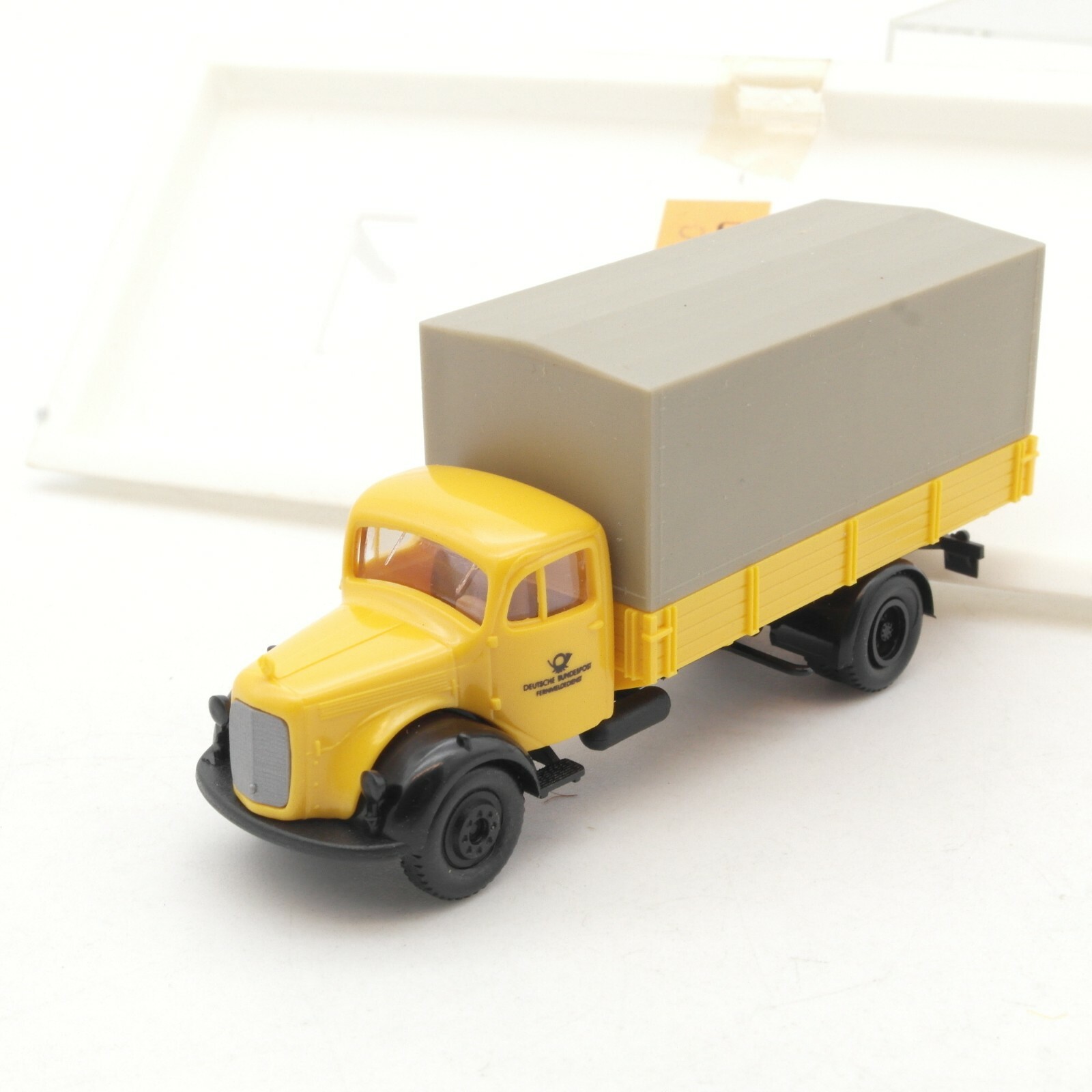 Brekina 1:87 Mercedes Benz MB L311 Koffer-LKW DBP in EVP RA5123