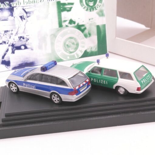Busch 1:87 Mercedes Set Polizei im Wandel der Zeit in OVP RT8444 – Bild 3