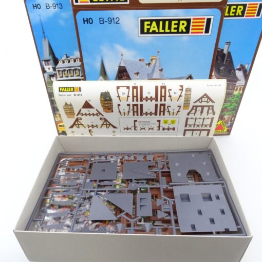 Faller H0 Bausatz Set B-911 Römerberg Ostzeile Frankfurt am Main in OVP EX6392 – Bild 4
