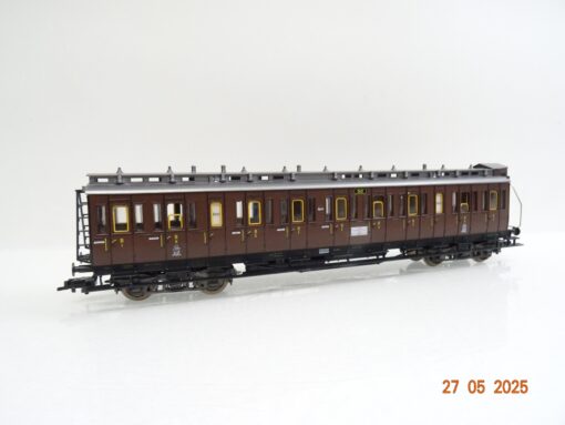 Fleischmann H0 5802 Abteilwagen 3.Kl Erfurt 242 der K.P.E.V. in EVP JL824 – Bild 3