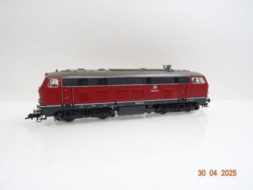Fleischmann H0 AC Diesellok BR 218 230-1 der DB in EVP JL396 – Bild 3