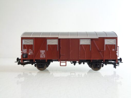Fleischmann H0 AC gedeckter Güterwagen 251 612 der DB BH739 o.