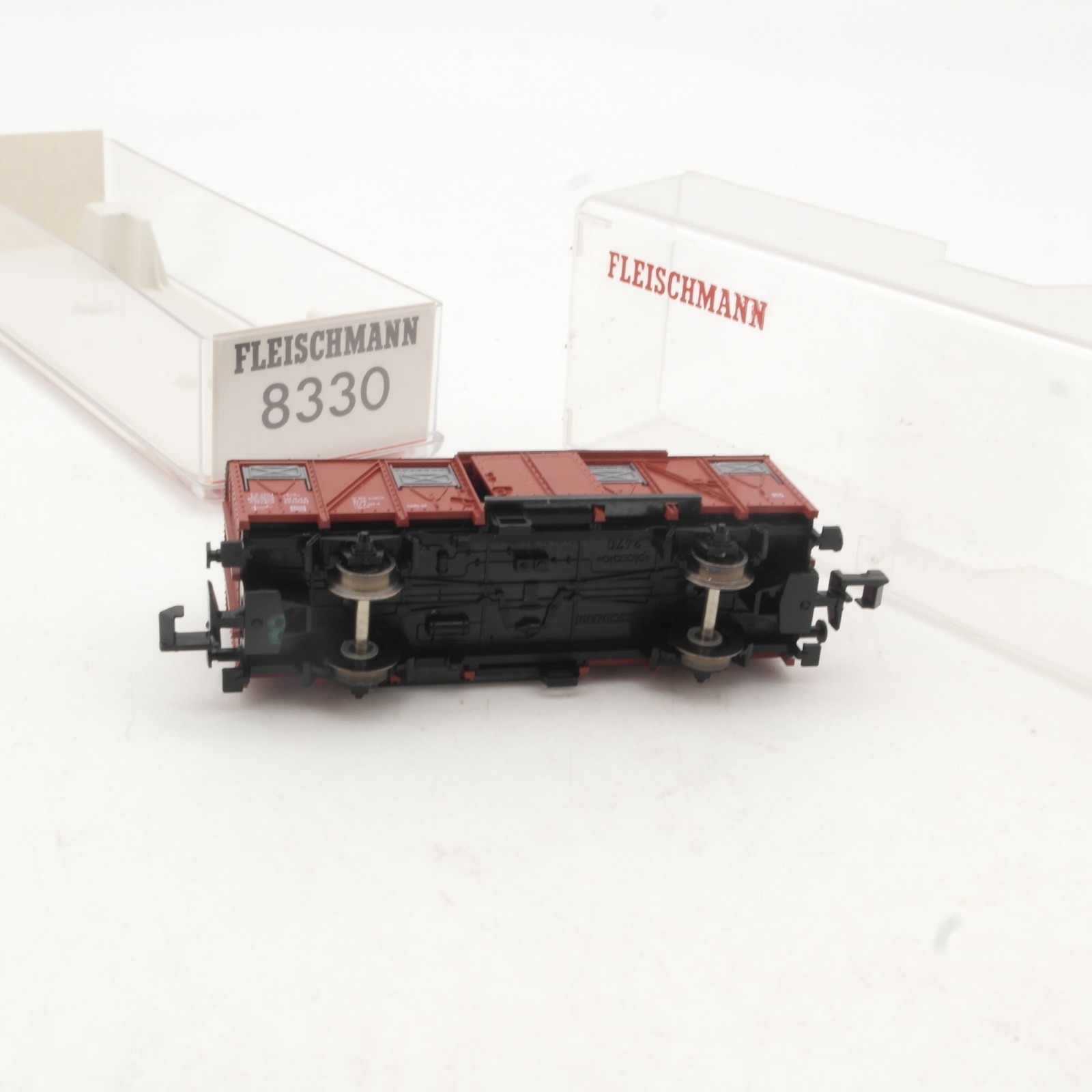 Fleischmann N 8330 gedeckter Güterwagen der DB in OVP RR4937 – Bild 4