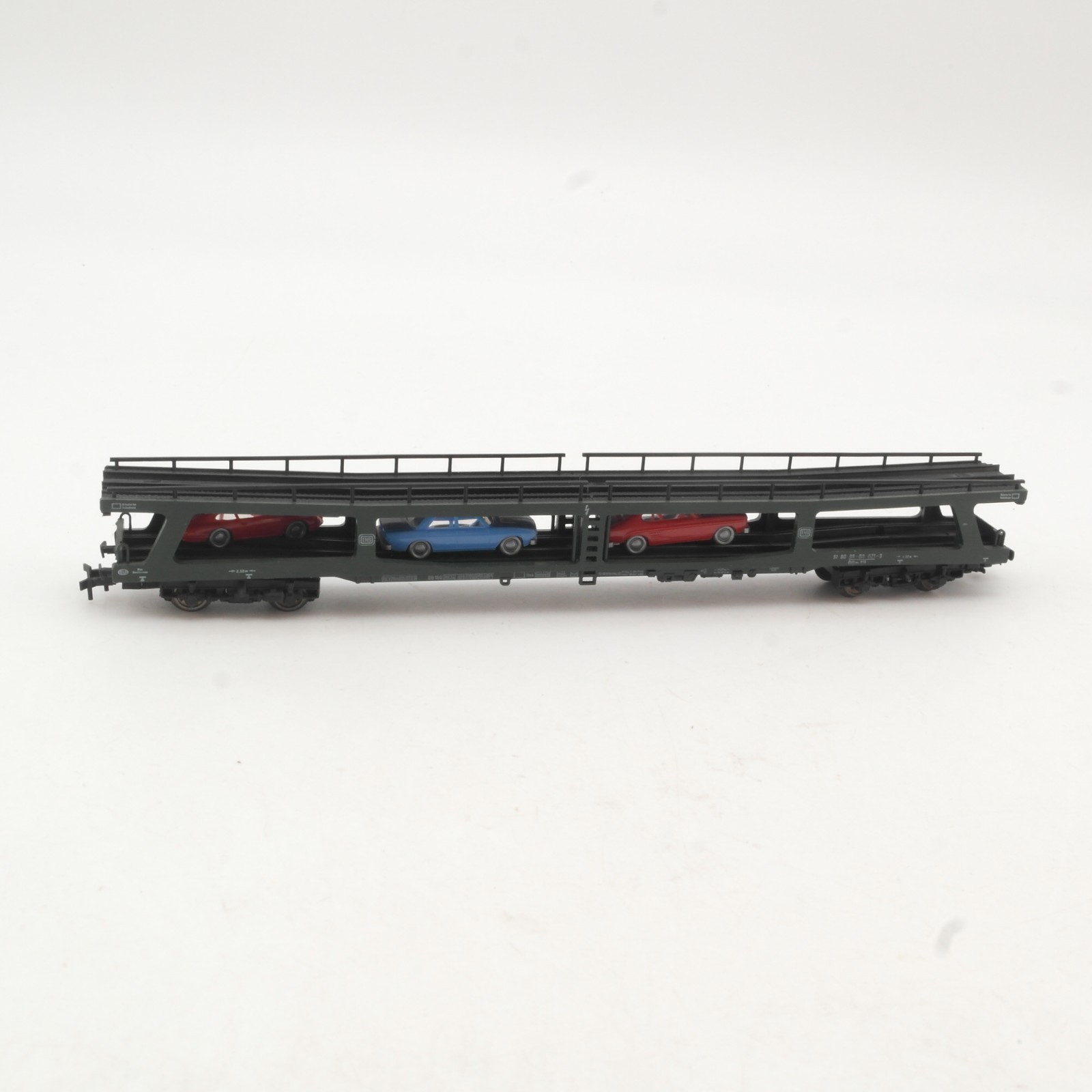 Fleischmann N Autotransportwagen mit 3 PKW der DB RR4970 o.