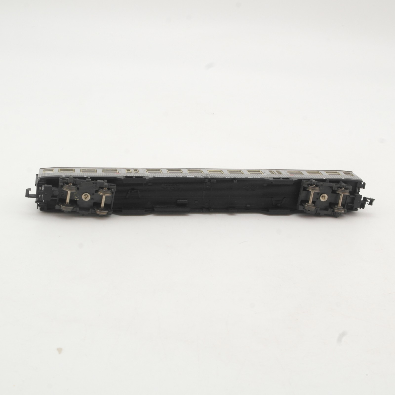 Fleischmann N Personenwagen 1./2. Klasse Silberling der DB RR5001 o. – Bild 4