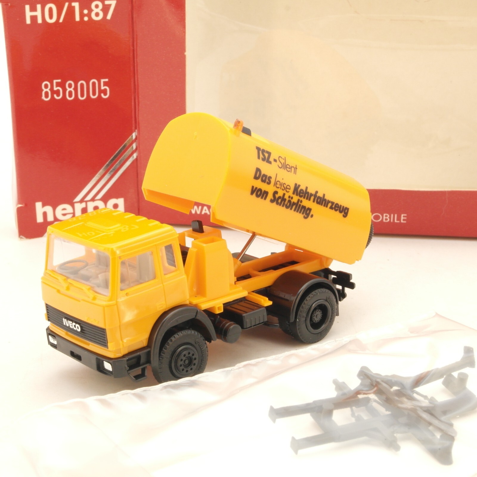Herpa 1:87 858005 Iveco Kehrmaschine in OVP RG5770