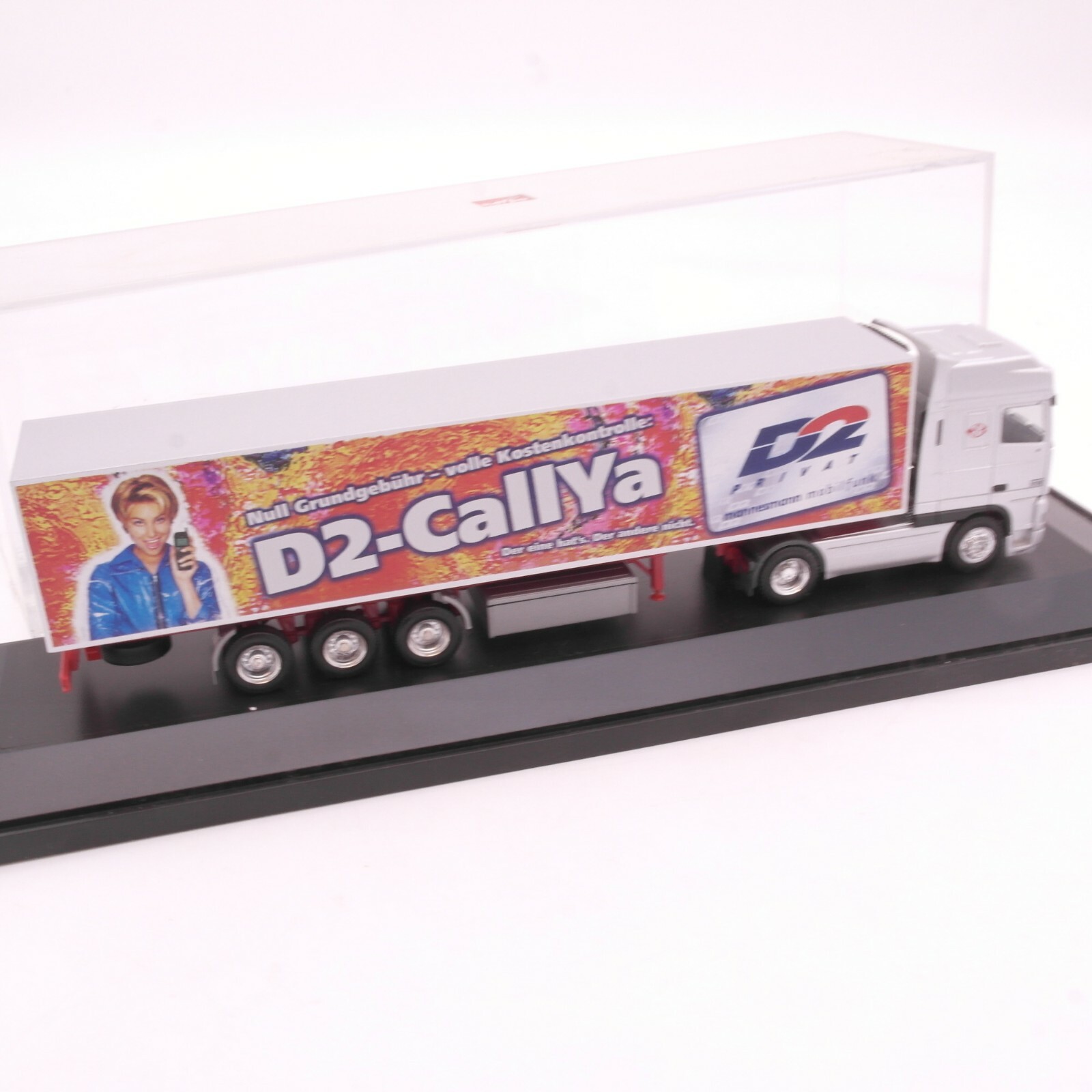 Herpa 1:87 DAF 95 XF Eurokühlkoffersattelzug D2 in PC Box RT9081 – Bild 3