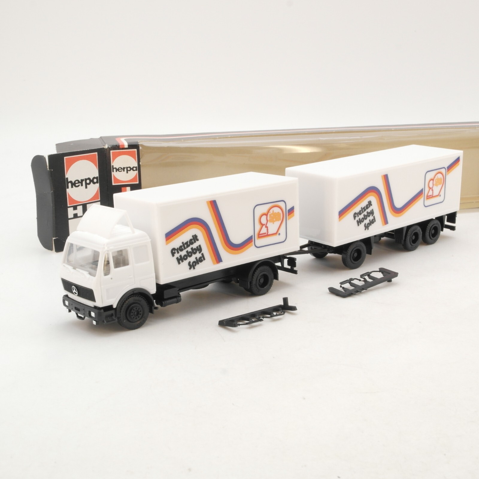 Herpa 1:87 MB Hängerzug Freizeit Hobby Spiel in OVP RG5789