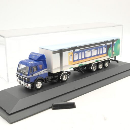Herpa 1:87 Mercedes Benz Sattelzug Jahresmodell 1993 in PC Box QR1324