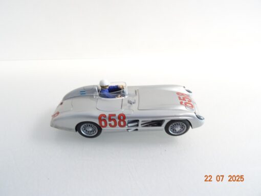 Hornby Mercedes Benz 300SLR siehe Foto CK9879 o. – Bild 3