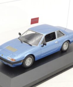 IXO 1:43 Ferrari 365 GT/4 2+2 metallic in PC-Box EX7965