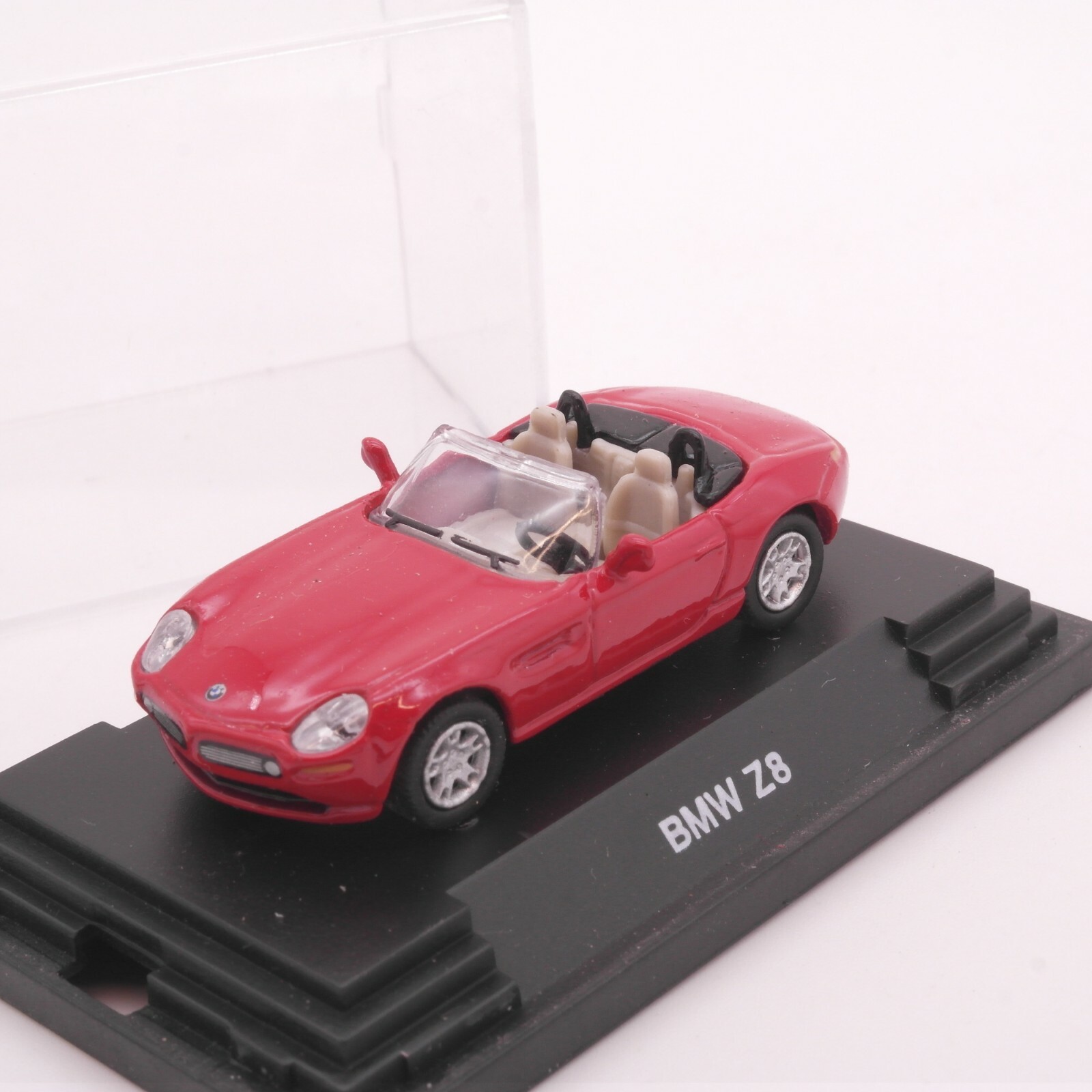 Joy City 1:87 BMW Z 8 Cabriolet rot in PC Box RT4372