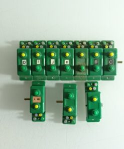 Konvolut Trix Express Weichen und Signalschalter 10tlg. siehe Foto CK8963 o.