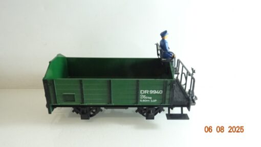 LGB Spur G 9940 Hochbordwagen DR9940 mit Bremserfigur siehe Foto PK424 o.