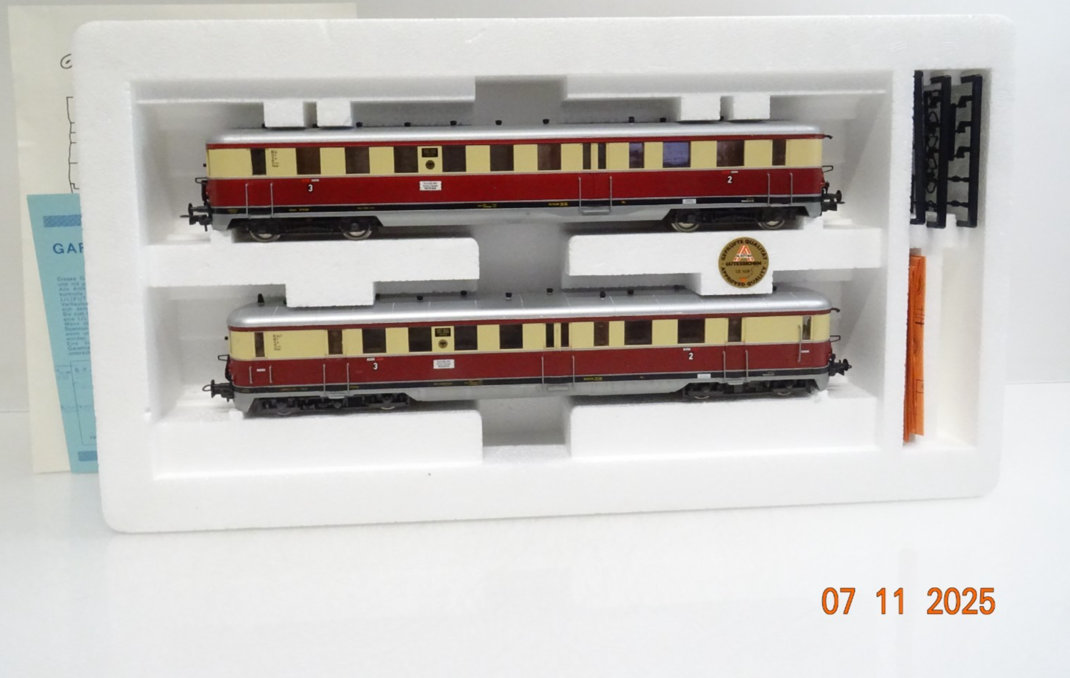 Liliput H0 125 02 Dieseltriebwagen VT 137 / VS 145 der DRG in OVP JL4184