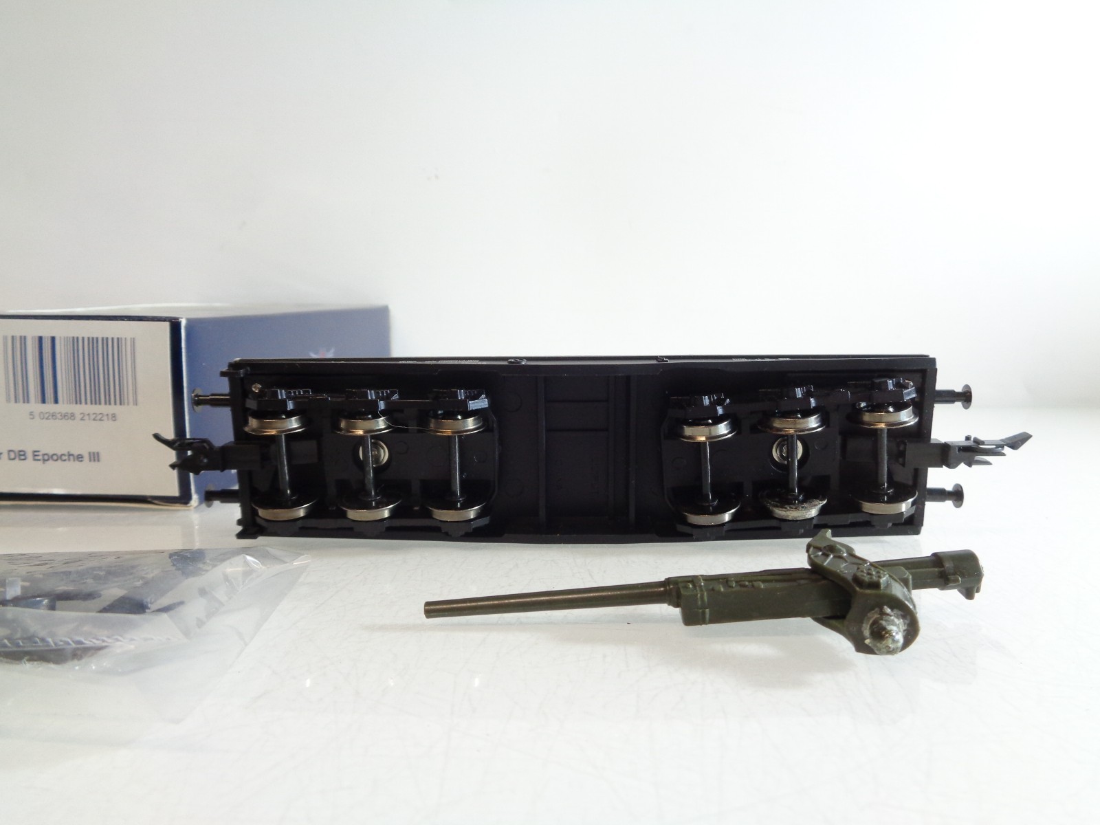 Liliput H0 L221221 Schwerlasttransporter mit Panzer der DB in OVP BH811 – Bild 3