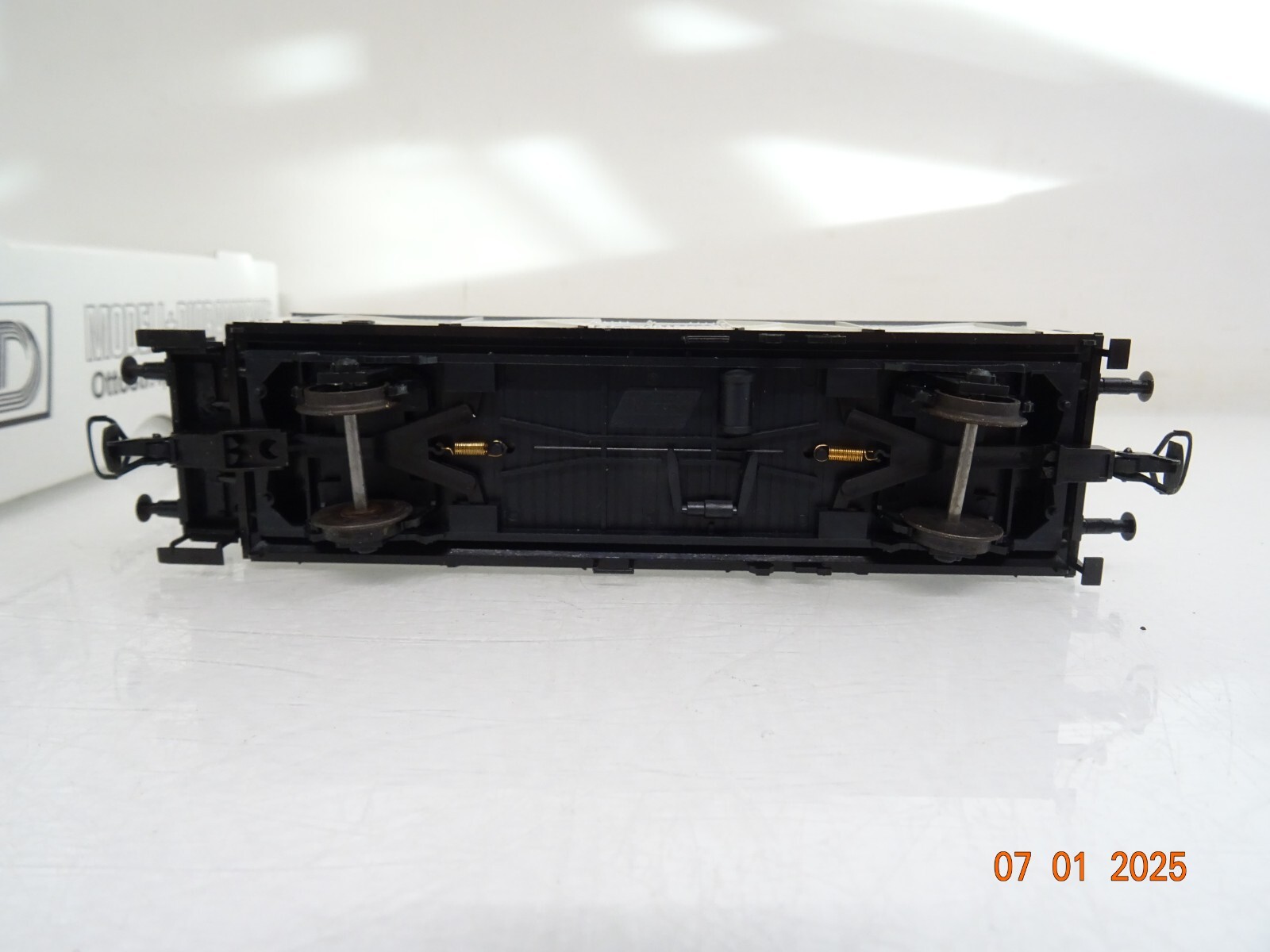 M+D H0 246 Kühlwagen Bananen der DB in OVP PR5072 – Bild 4