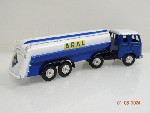 Märklin 1:43 8032 DieCast Treibstoff-Tankwagen ARAL in OVP LE4703 – Bild 4