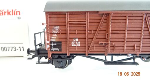 Märklin H0 00773-11 gedeckter Güterwagen mit Bremserbühne der DB in OVP PR8588 – Bild 3