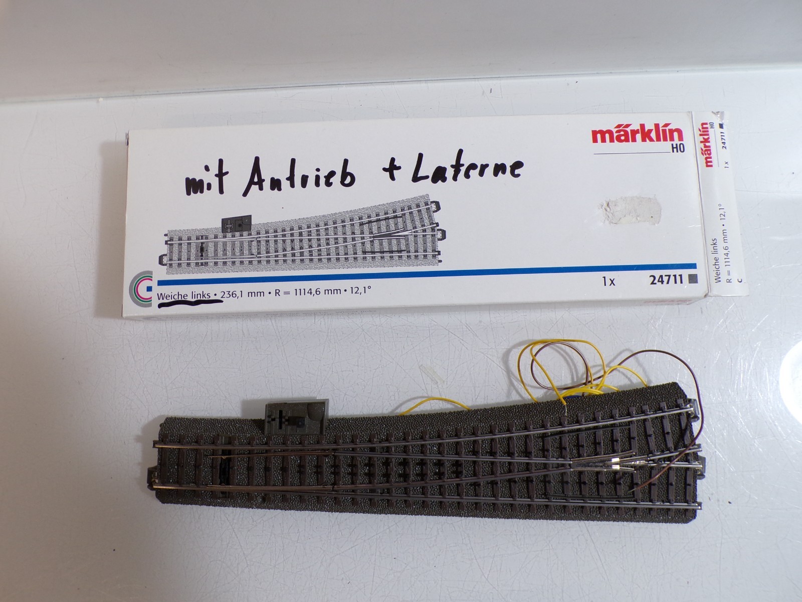 Märklin H0 24711 schlanke Weiche links mit Antrieb siehe Foto in OVP PK2967