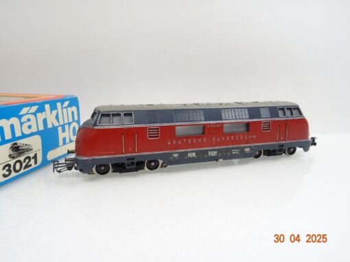 Märklin H0 3021 Diesellok V 200 027 der DB in OVP JL397
