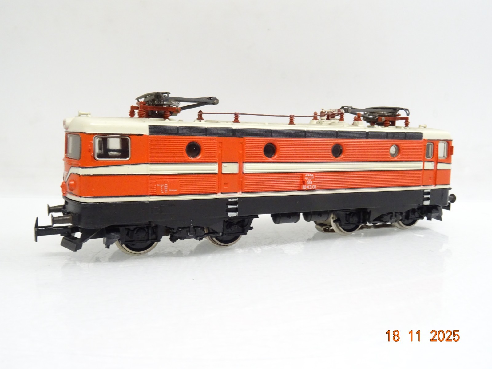 Märklin H0 3041 Österreich E-Lok Rh 1043.01 der ÖBB JL4655 o. – Bild 3