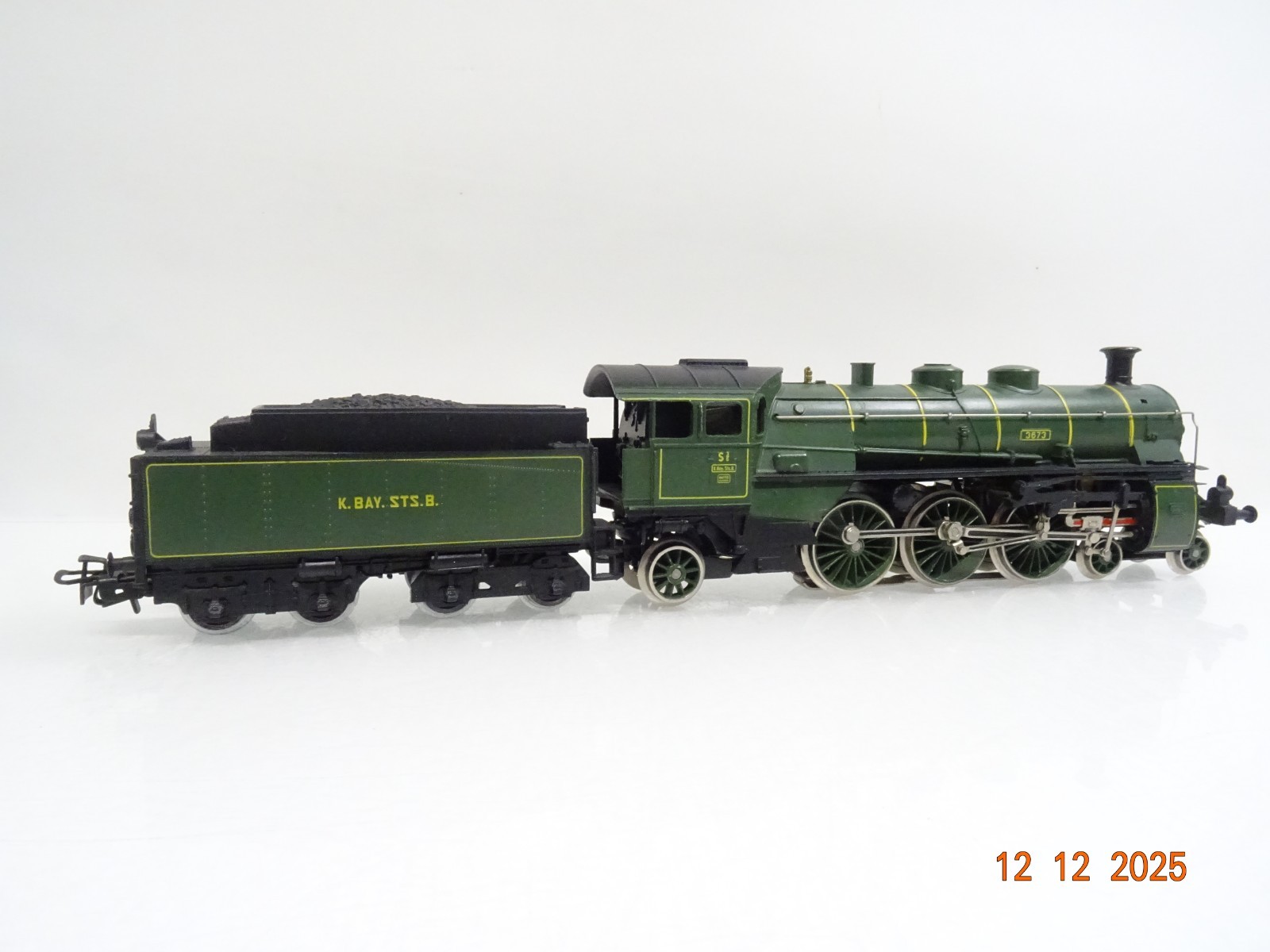 Märklin H0 3092 Dampflok BR S 3/6 3673 der K.Bay.Sts.B. in OVP JL5049 – Bild 3