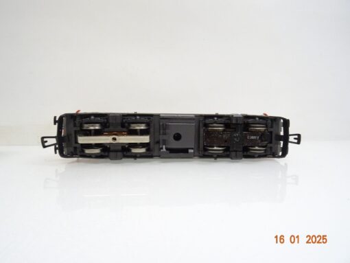 Märklin H0 3323 Schweiz E-Lok Re 4/4 10102 der SBB in OVP LE8300 – Bild 4