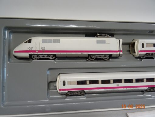 Märklin H0 3371 Triebwagenzug 4tlg. ICE 1 der DB in OVP JL1011 – Bild 4