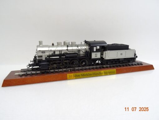 Märklin H0 34559 Dampflok BR 55 10 Jahre MHI Delta mit Sockel JL1398 o.