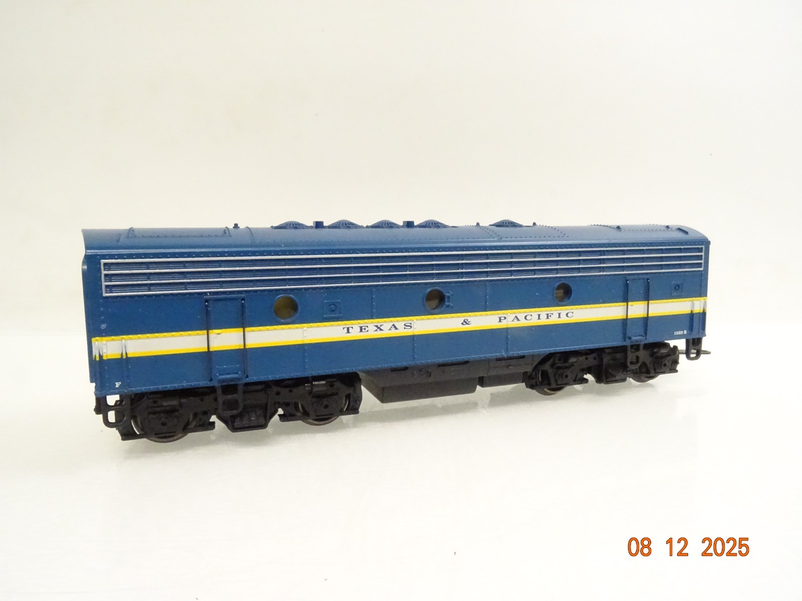 Märklin H0 4181 US Diesellok EMD F 7 B-Unit Texas Pacific in OVP JL4947 – Bild 3