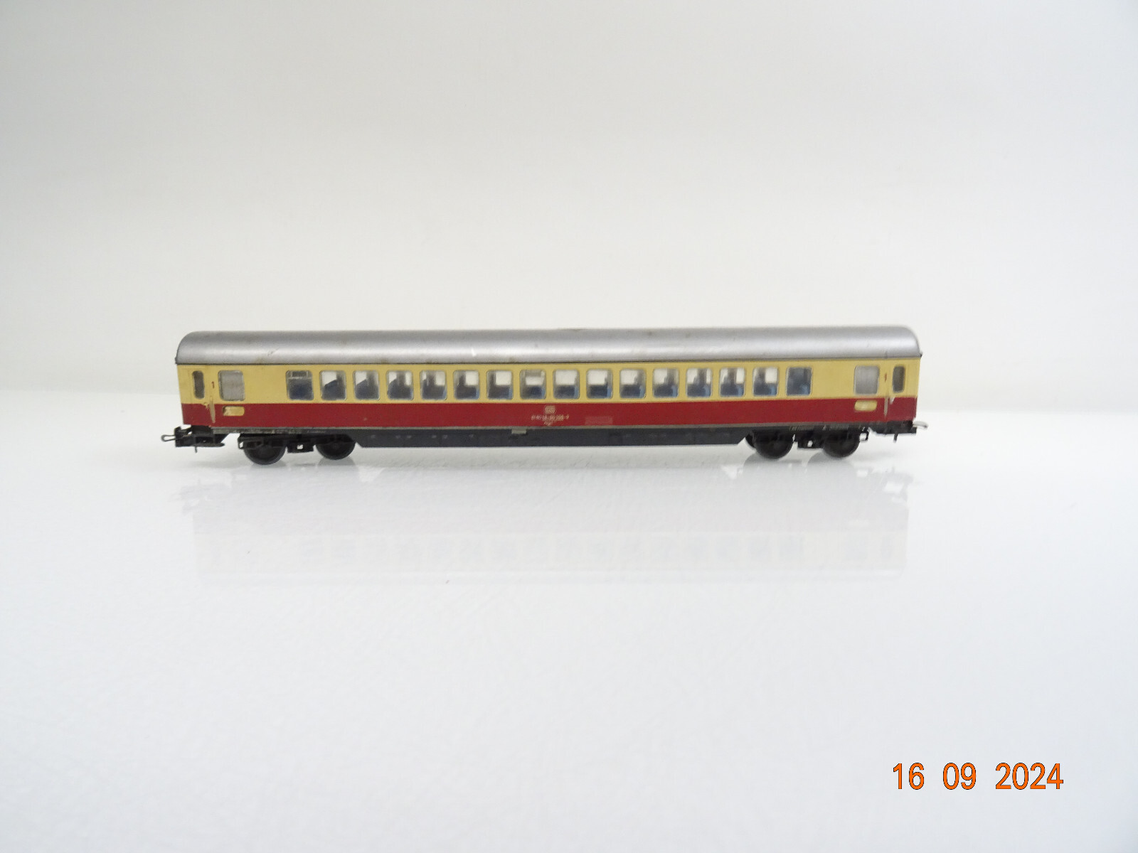 Märklin H0 43859-02 Personenwagen 1. Klasse der DB in EVP TF1120 – Bild 3