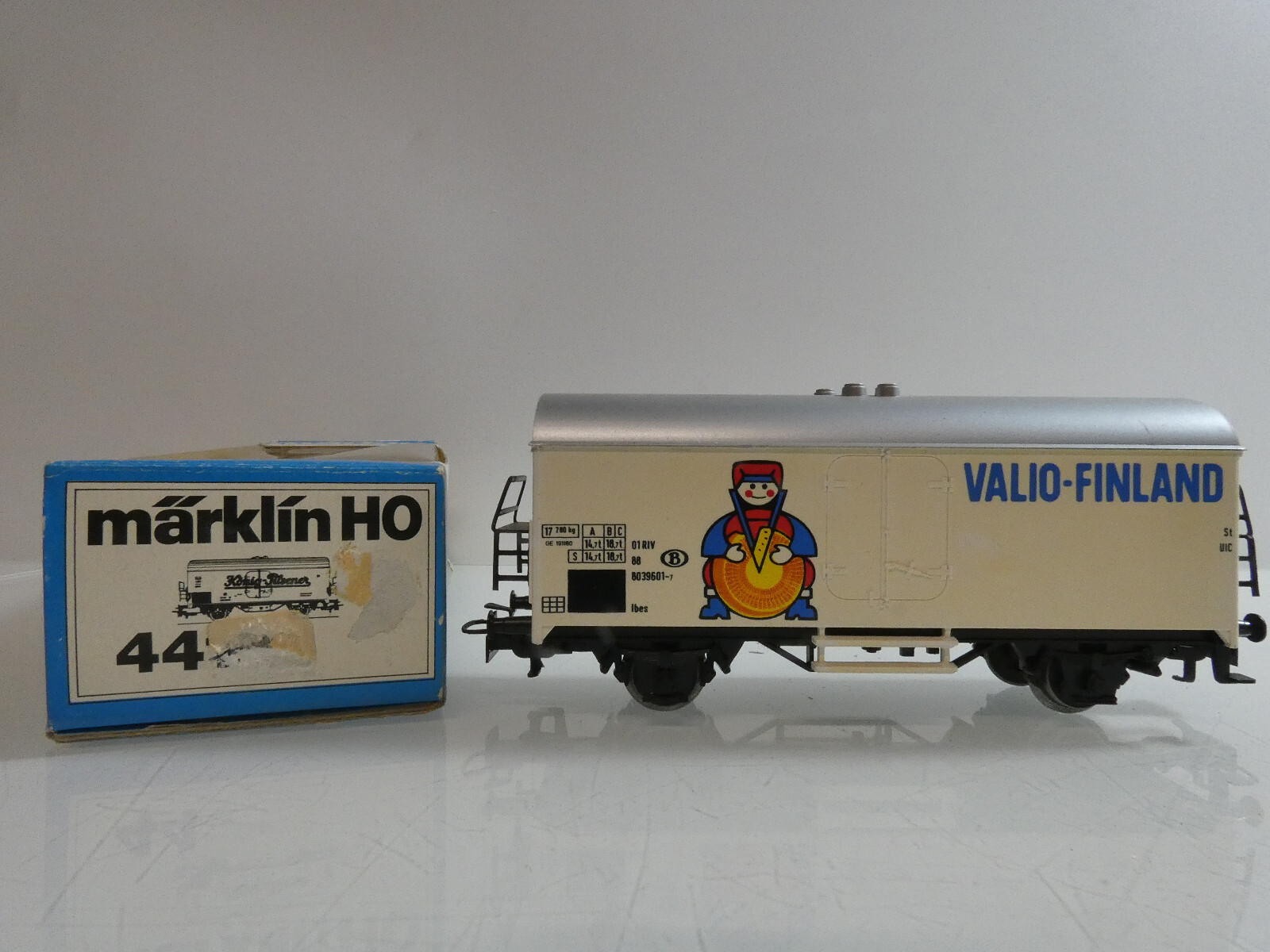 Märklin H0 4568 Kühlwagen Valio-Finland in EVP C504