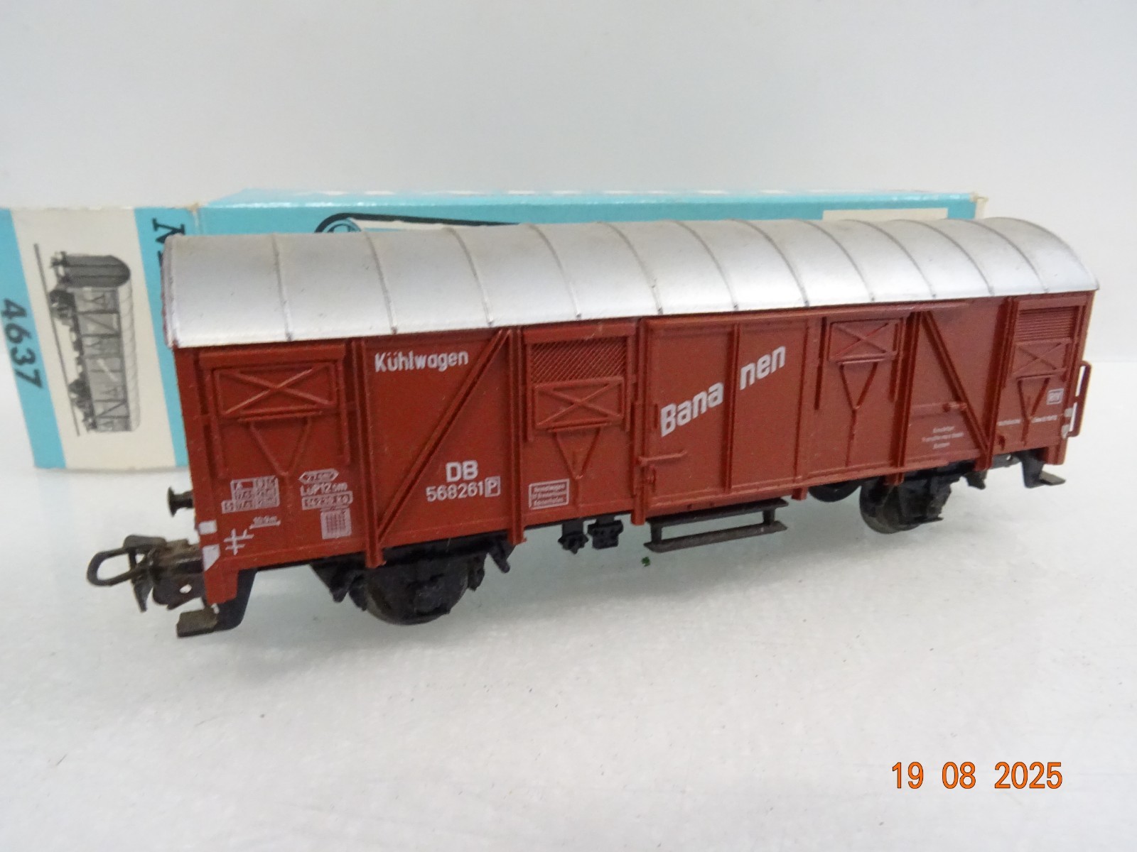 Märklin H0 4637 gedeckter Güterwagen Bananen, siehe Foto in OVP RR3090